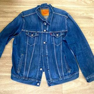 Levi denim blue jean jacket men size large vintage